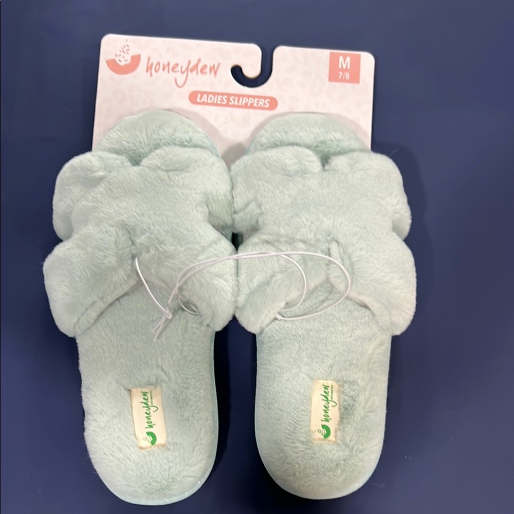Honeydew slippers for women